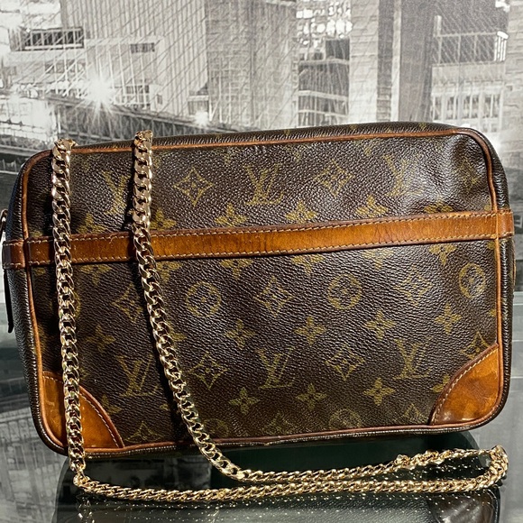 Authentic Louis Vuitton Vintage Monogram Compiegne Cosmetic Clutch Bag